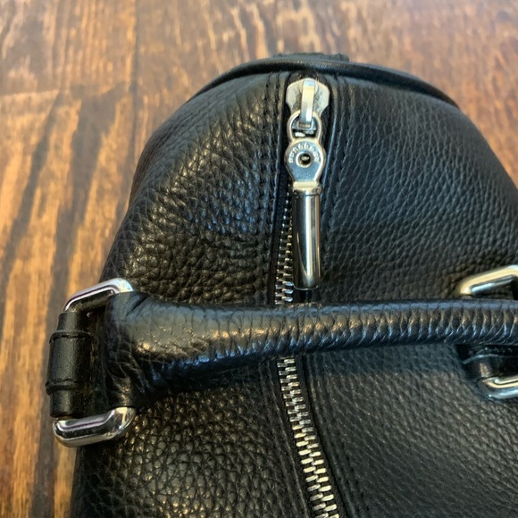 Authentic Burberry hand bag - Picture 6 of 15